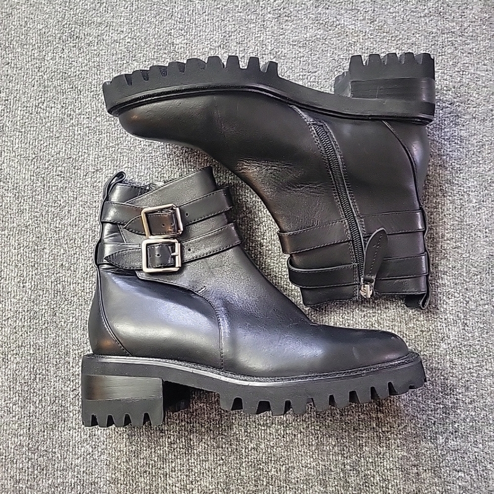 Areosoles Ronald 6.5 Black Leather Biker boot double buckle chunky Gorpcore NEW